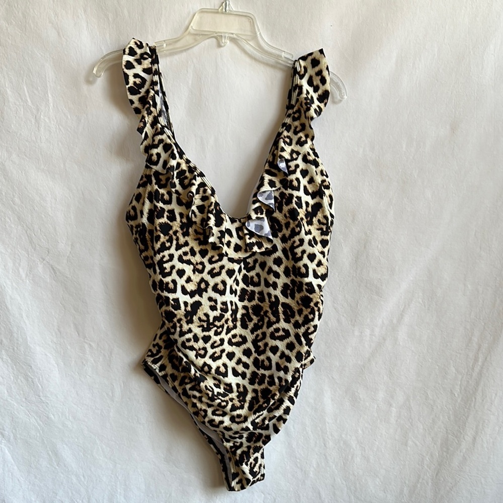 Hilor leopard print flutter sleeve one-piece swimsuit, size 3XL